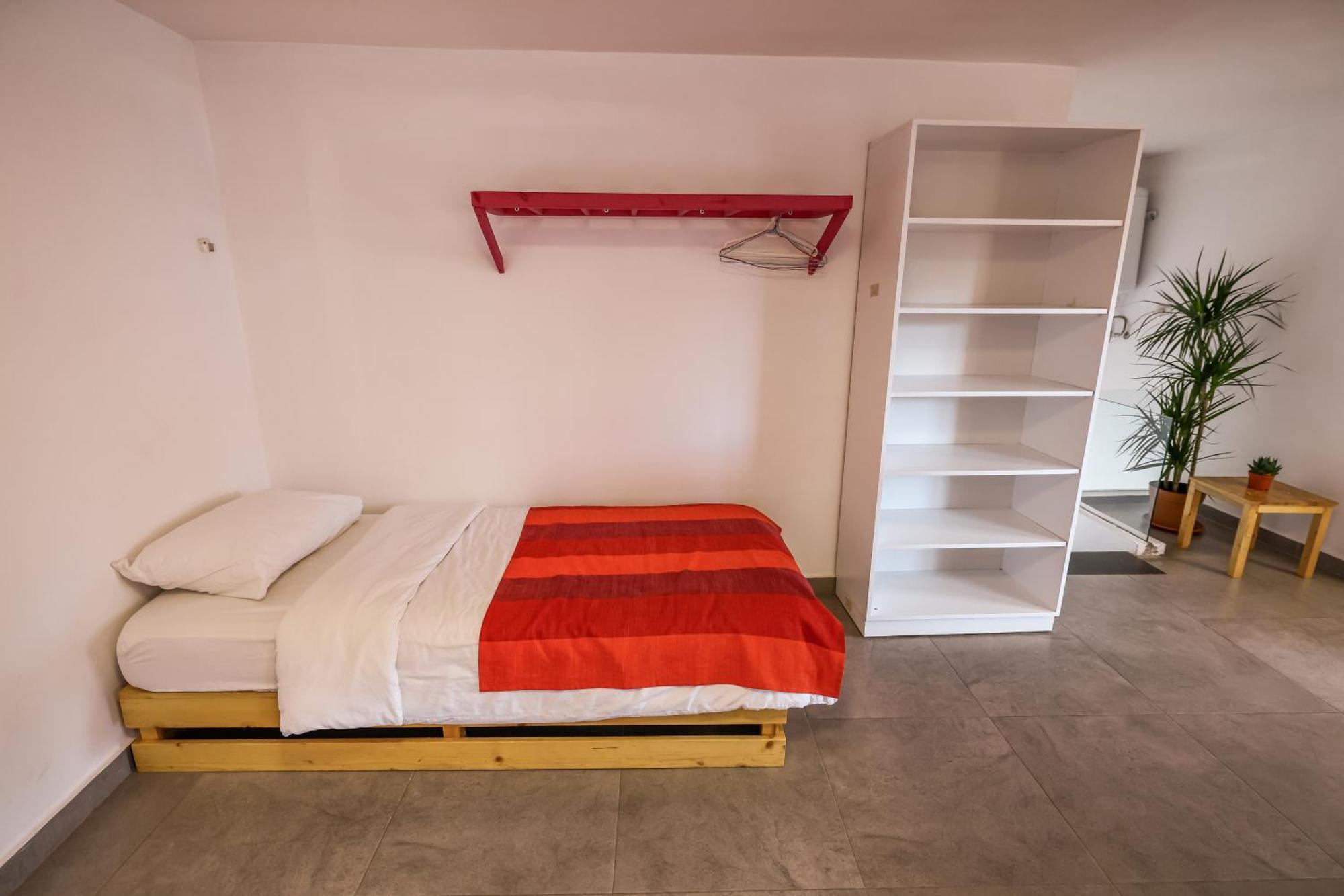 Old Town Guesthouses Batroûn Екстериор снимка