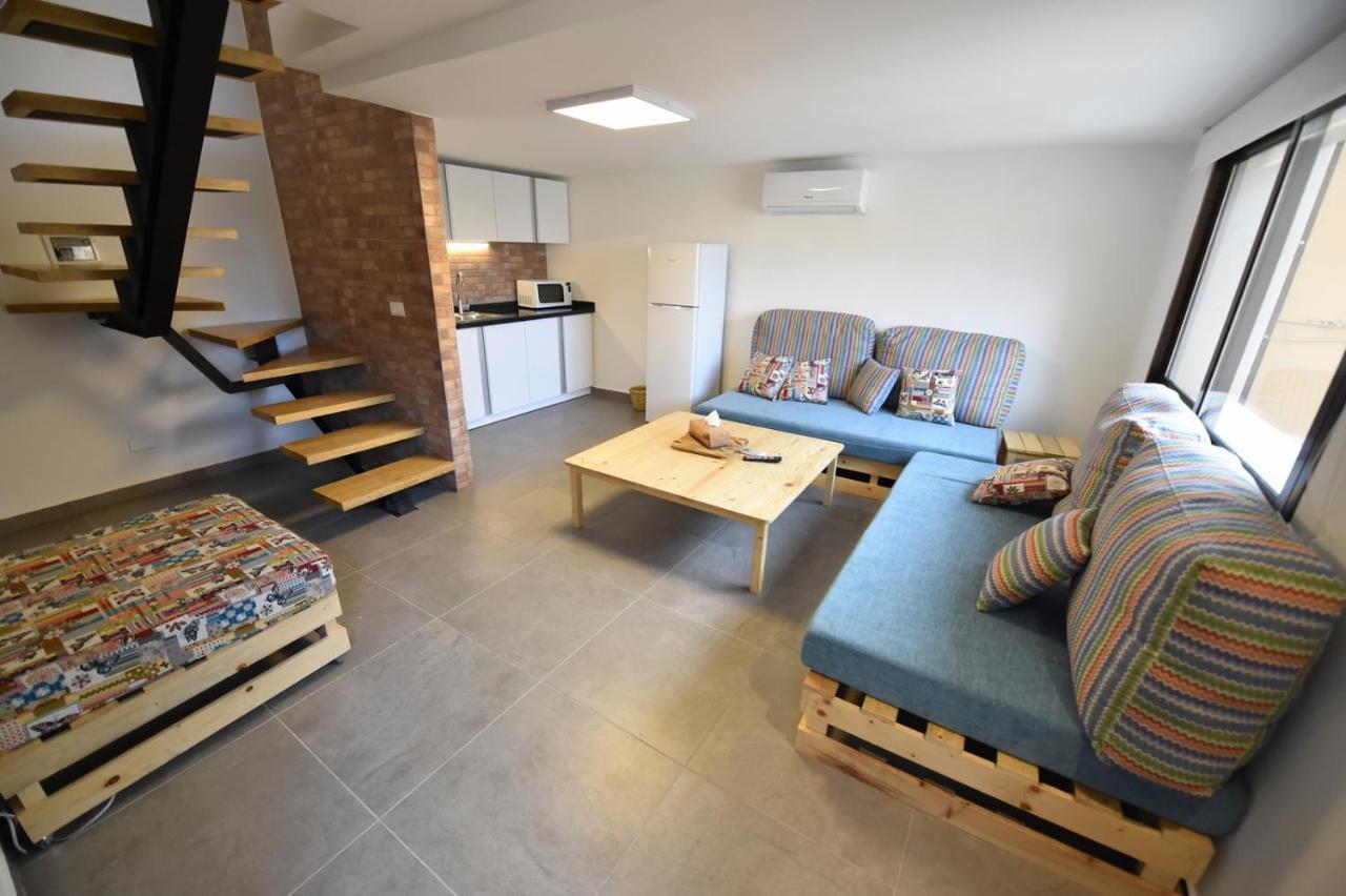 Old Town Guesthouses Batroûn Екстериор снимка